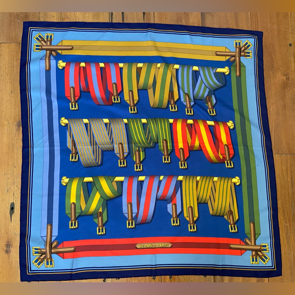 Hermes Scarf Les Sangles‎ Silk forever scarfJ Metz Blue background - Picture 1 of 8